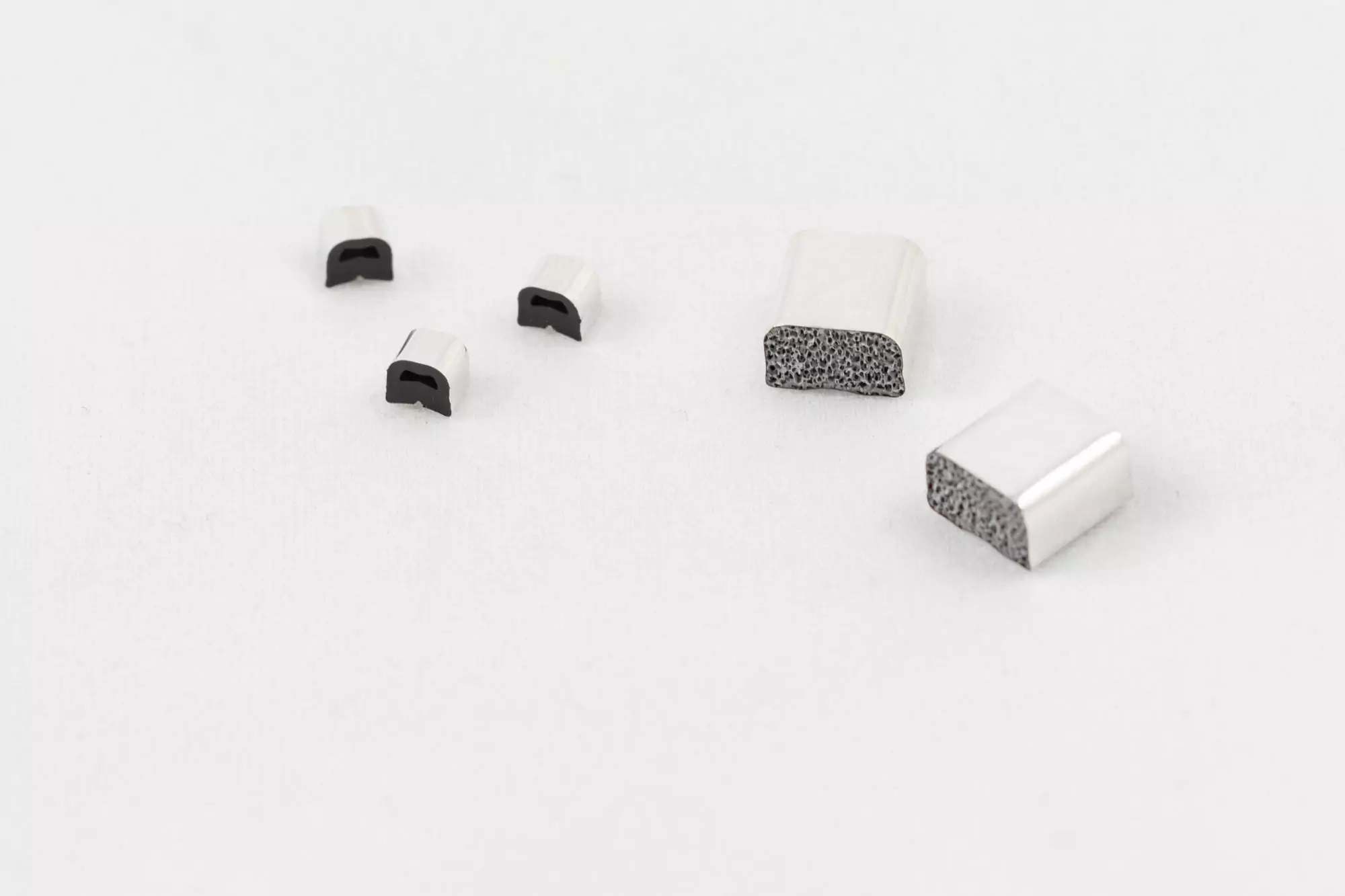 COMPELMA flexible SMD silicone contacts